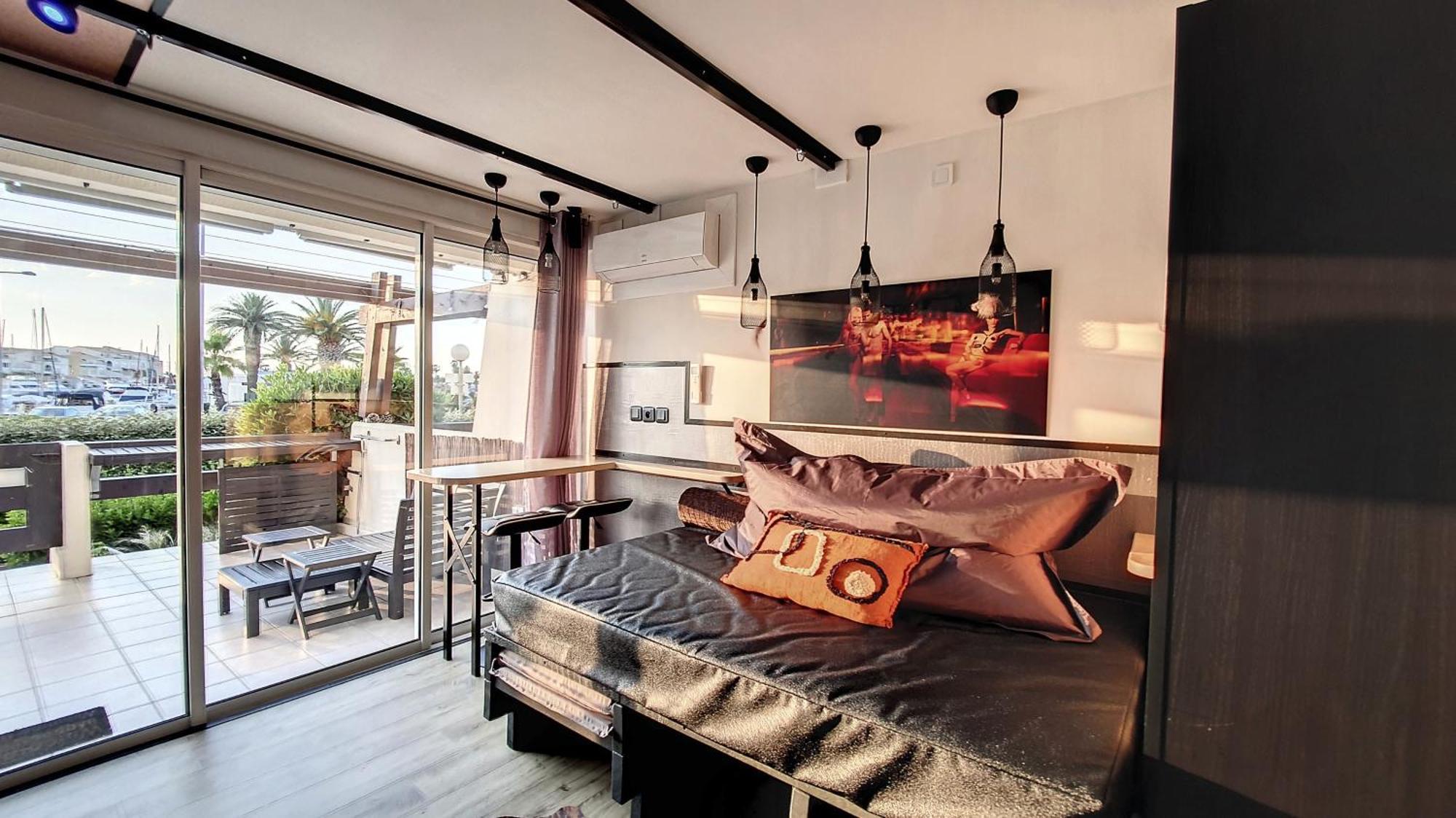 Apartment Naturist Cap In Loft แอกด์ ภายนอก รูปภาพ