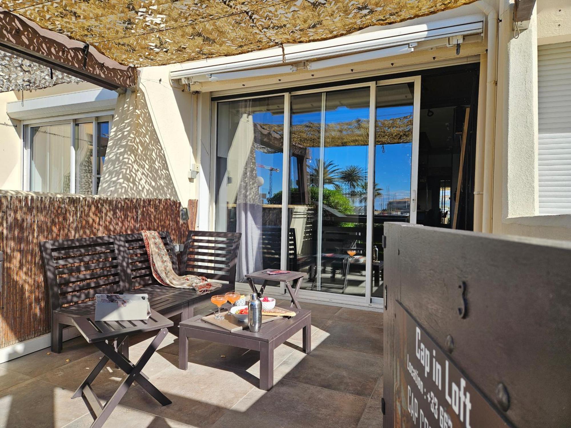Apartment Naturist Cap In Loft แอกด์ ภายนอก รูปภาพ
