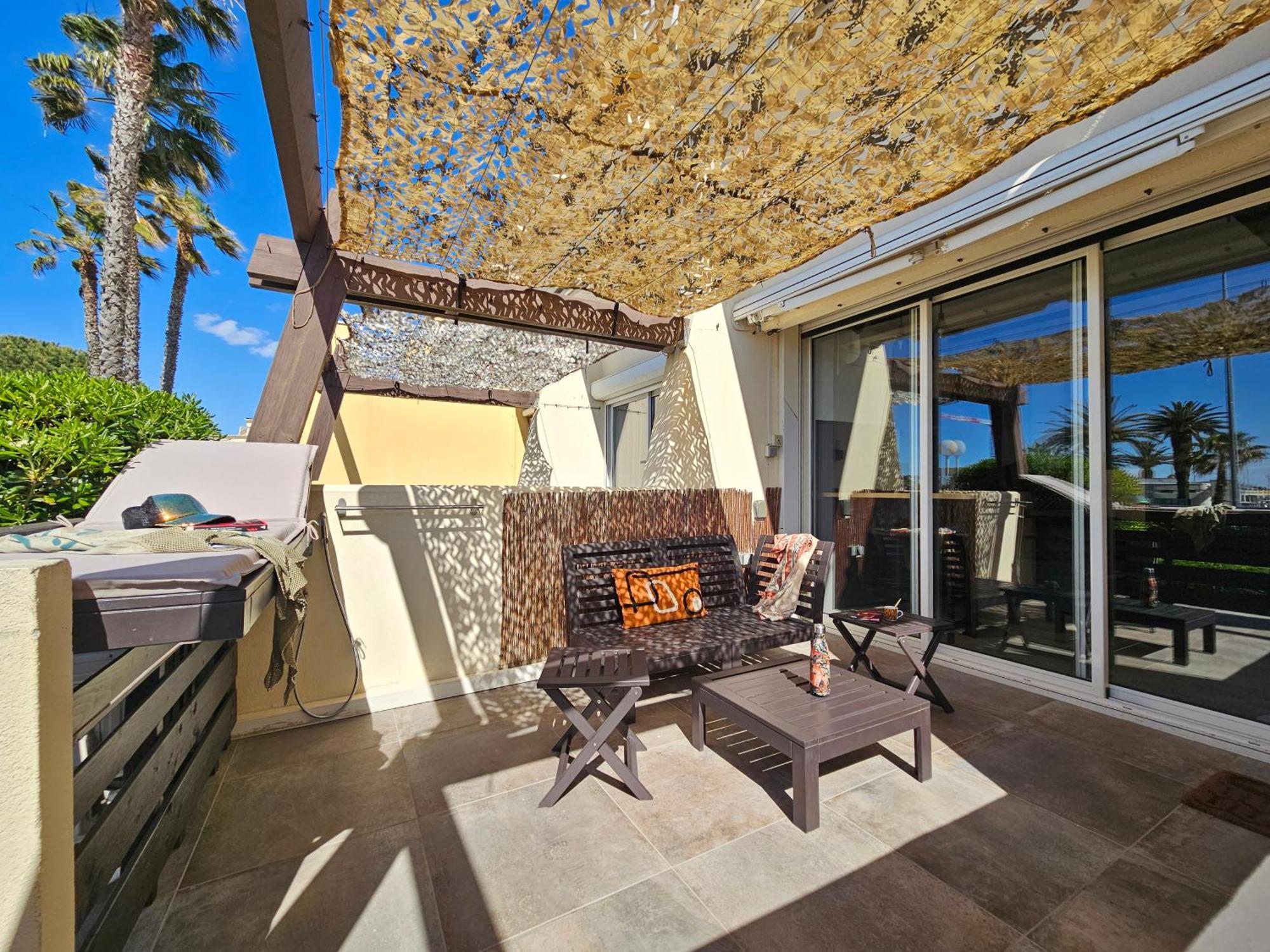 Apartment Naturist Cap In Loft แอกด์ ภายนอก รูปภาพ